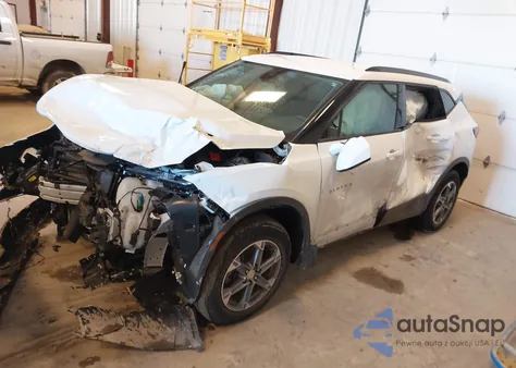 2024 Chevrolet Blazer Fwd 2Lt из США, поврежденный, VIN 3GNKBCR4XRS282400